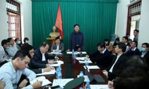 Thứ trưởng Bộ Y tế: Điều 2 tổ công tác đặc biệt trực 24/24 ở Bình Xuyên