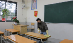 Học sinh nghỉ phòng dịch Covid-19, trường tư gồng mình 'gánh' các khoản phí