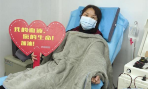 Bệnh nhân khỏi bệnh tới hiến huyết tương cứu người nhiễm Covid-19