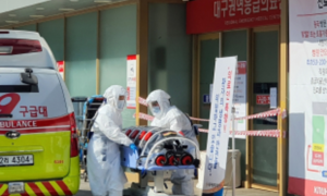 Số ca nhiễm Covid-19 tại Hàn Quốc tăng đột biến, xuất hiện trường hợp lây nhiễm cho gần 40 người