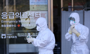 Số ca nhiễm Covid-19 tại Hàn Quốc tăng vọt lên 204