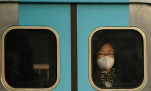 Ngăn dịch Covid-19, Ấn Độ kiểm tra thân nhiệt hành khách từ Việt Nam