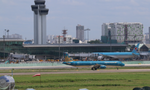 TP.HCM tìm 5 khách bay cùng chuyến với người Nhật mắc Covid-19