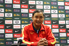 HLV Australia: 'Tuyển nữ Việt Nam khiến chúng tôi gặp khó, phải cố bảo toàn tỷ số'