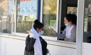 Italy thêm gần 100 người chết/ngày, tất cả 27 nước EU có người nhiễm Covid-19