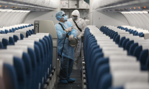 Infographic: Các bệnh nhân mắc Covid-19 tại Việt Nam có mối liên hệ thế nào?