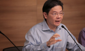 Bộ trưởng Singapore: Anh gần như từ bỏ các biện pháp kiềm chế virus corona