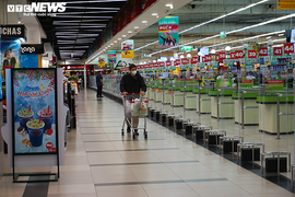 Siêu thị siết chặt quản lý, từ chối phục vụ khách không đeo khẩu trang