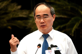 Bí thư TP.HCM: 'Phải ứng xử như trong chiến tranh dù không có tiếng súng'