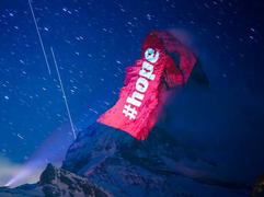 Những bức ảnh không thể bỏ qua trong mùa dịch Covid-19