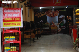 Tiểu thương Hà Nội đồng loạt đóng quán, bán hàng online