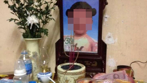 Lời khai rùng rợn của 2 vợ chồng bạo hành con gái 3 tuổi đến chết