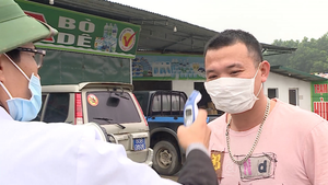 Video: Hà Nội lập 30 chốt kiểm soát người ra vào các cửa ngõ 