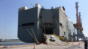 Thuyền trưởng chết không rõ nguyên nhân, Hải Phòng phun khử khuẩn 2.000 ô tô 