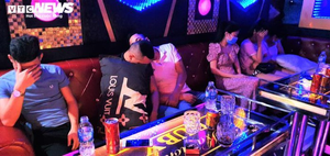 Tước giấy phép hoạt động quán karaoke chứa hàng chục thanh niên ‘mở tiệc’ ma túy
