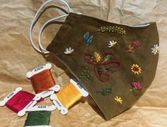 Video: Thèm du lịch mùa COVID-19, dân mạng thi nhau check-in sân bay tại... nhà