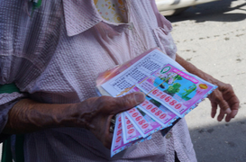 Người bỏ phố, người lay lắt ở lại, kịch bản cho người lao động tiếp tục xấu đi