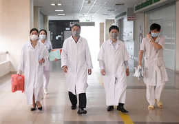 Chuyên gia: Việt Nam chưa nên công bố hết dịch dù 27 ngày không có ca mới