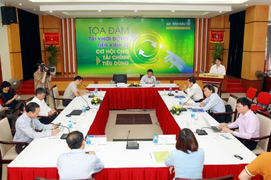 Chuyên gia tài chính: Đề nghị bắt buộc gỡ các App cho vay bất hợp pháp