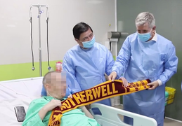 Công ty bảo hiểm sẽ đưa phi công người Anh về nước bằng đường hàng không