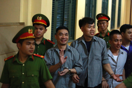 Tâm trạng trái ngược của Văn Kính Dương và Ngọc 'Miu' trước giờ tuyên án