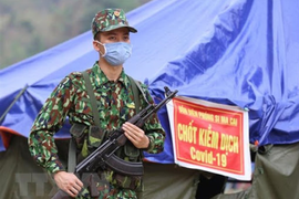 Bộ Quốc phòng lập 8 đoàn kiểm tra phòng, chống COVID-19 trên biên giới