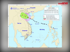 Ngư dân Sầm Sơn kéo thuyền lên lề đường tránh bão