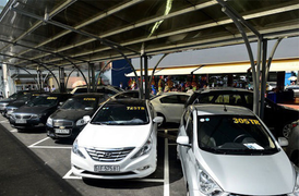 'Chật vật' vì COVID-19, doanh nghiệp Việt xoay xở thế nào?