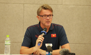 Mơ World Cup cùng HLV Troussier, đội tuyển Việt Nam phải thay đổi thế nào?