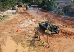 Thắng nghẹt thở trước Trung Quốc, Nga giành Huy chương vàng Tank Biathlon 2020