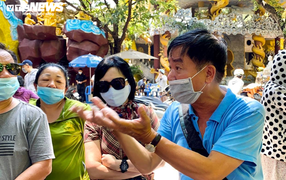 Hầm chứa tro cốt ở chùa Kỳ Quang 2 trước ngày người dân vào nhận diện