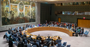 Việt Nam không chọn bên, Việt Nam chọn thượng tôn Luật Biển 1982