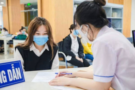 Điểm chuẩn khối ngành khoa học xã hội giữ 'ngôi vương', 9 điểm/môn vẫn trượt