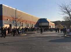 Không khí bầu cử sáng Ngày Bầu cử ở nước Mỹ