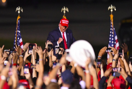 Nhiều gia đình Mỹ từ mặt nhau vì 'chọn bên' trong bầu cử