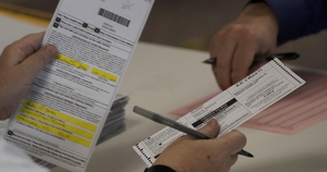 Sau Bộ trưởng Mark Esper, loạt quan chức Lầu Năm Góc từ chức