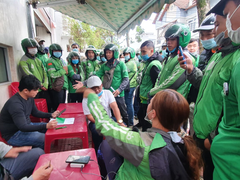 Chuyên gia phản bác quan điểm của Grab về dịch vụ chở khách bằng xe hai bánh