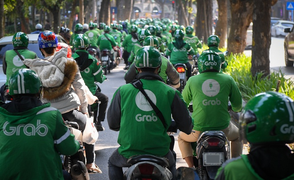 Chuyên gia phản bác quan điểm của Grab về dịch vụ chở khách bằng xe hai bánh