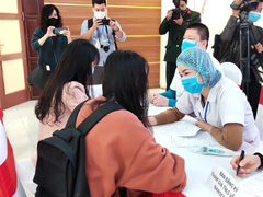 12.000 người tiêm vaccine COVID-19 Nano Covax mũi 2 giai đoạn thử nghiệm 3