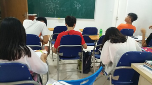 Con tôi học thêm ở Đức thế nào?