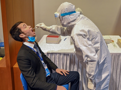 Tất cả người tham gia Đại hội Đảng XIII âm tính lần 1 với SARS-CoV-2