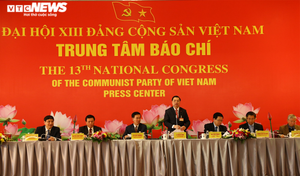 Thường trực Ban Bí thư dự khai trương Trung tâm Báo chí Đại hội Đảng XIII