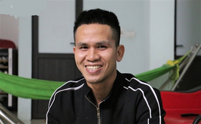 Video: Nỗi niềm trăn trở của người hùng sau khi cứu bé gái rơi từ tầng 13