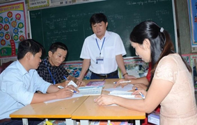 Lớp chứng chỉ chức danh nghề nghiệp dạy kiến thức cũ: Giáo viên đề xuất tự học