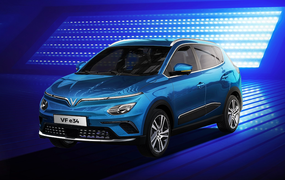 VinFast chính thức ra mắt bộ đôi xe điện VF e35 và VF e36 tại Mỹ