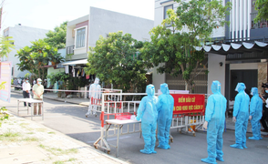 Đồng bào dân tộc thiểu số ở 4 huyện biên giới Nghệ An rộn ràng đi bầu cử sớm 