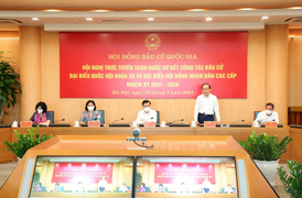 Đồng bào dân tộc thiểu số ở 4 huyện biên giới Nghệ An rộn ràng đi bầu cử sớm 