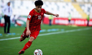 Video: Công Phượng ghi bàn dễ dàng, Việt Nam 3-0 Indonesia