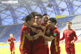 Trực tiếp Việt Nam 2-1 Malaysia: Quế Ngọc Hải lập công