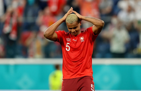 EURO 2020: Ám ảnh phản lưới, phạt đền lên tầm cao mới